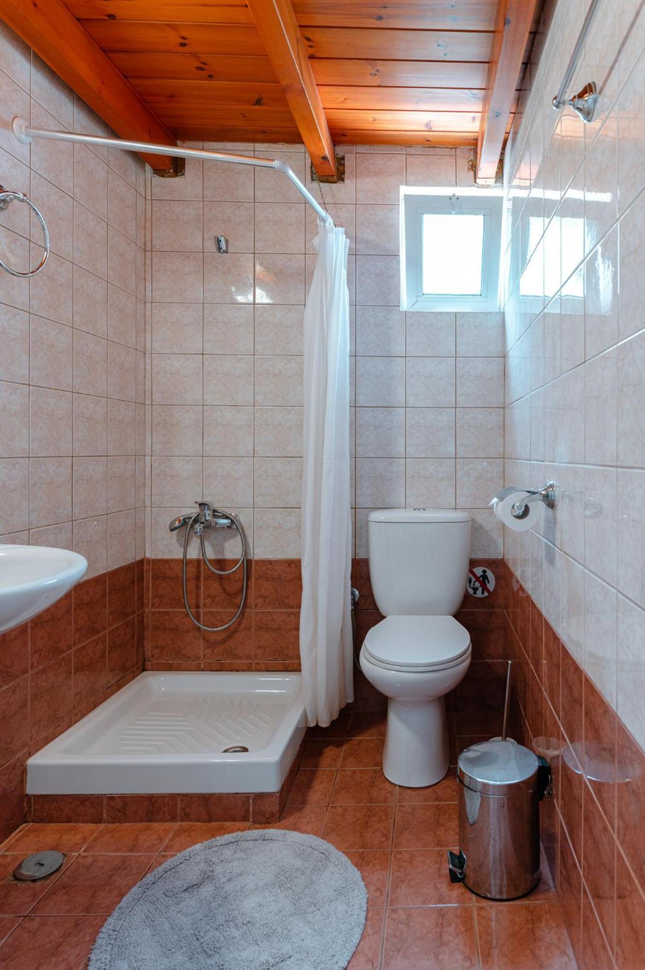 Apartment A & D No2